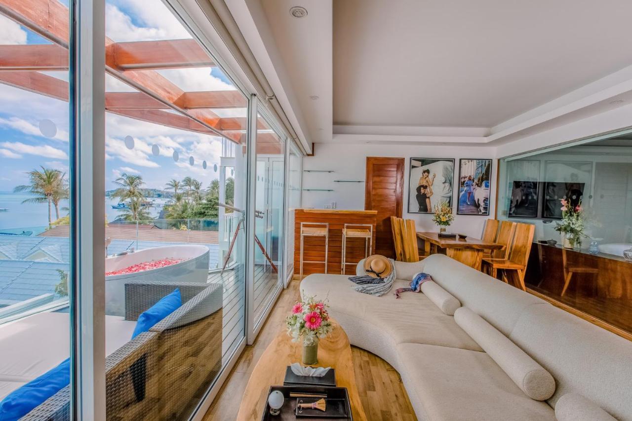 The Privilege Hotel Ezra Beach Club Praia de Bang Rak Exterior foto