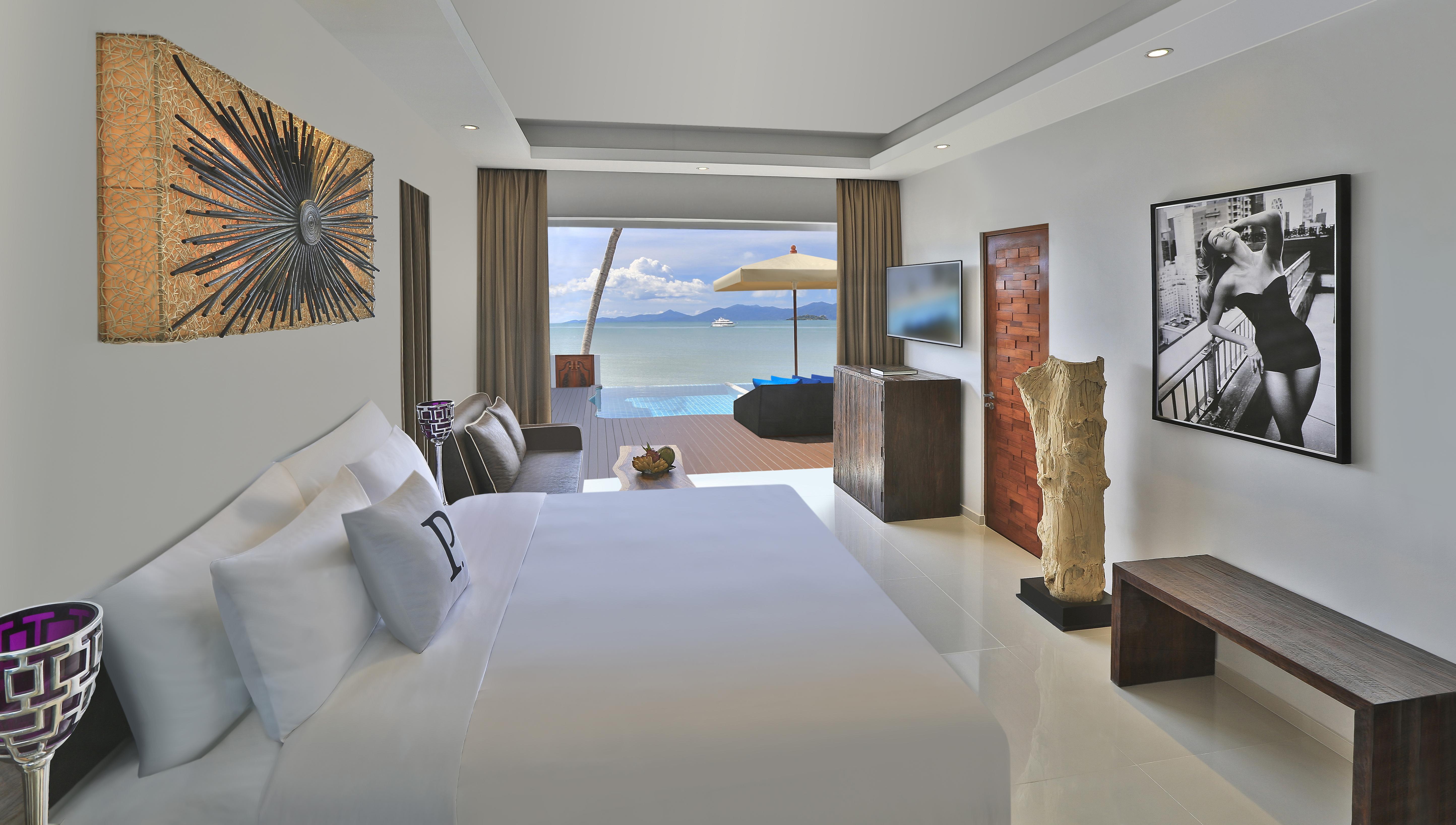 The Privilege Hotel Ezra Beach Club Praia de Bang Rak Exterior foto