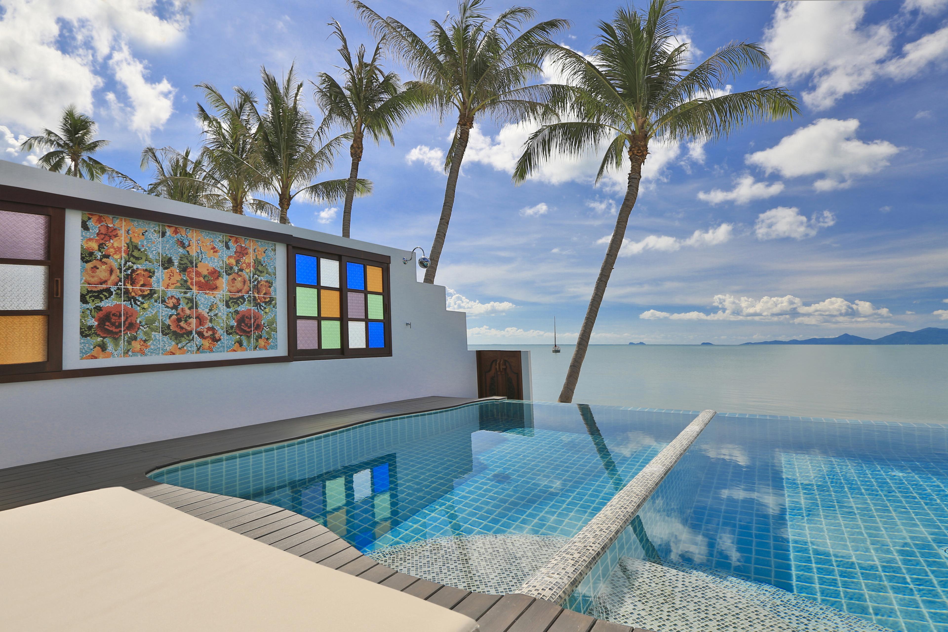 The Privilege Hotel Ezra Beach Club Praia de Bang Rak Exterior foto